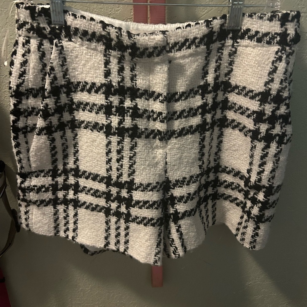 Ted Baker London Black and White Bermuda Shorts with Plaid Design